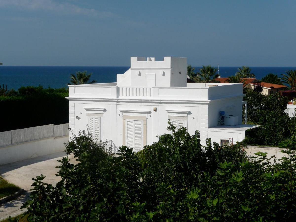 Villa Matinella Trani Exterior foto